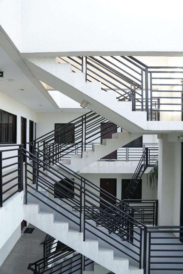Garden Vista Hotel Davao City Εξωτερικό φωτογραφία